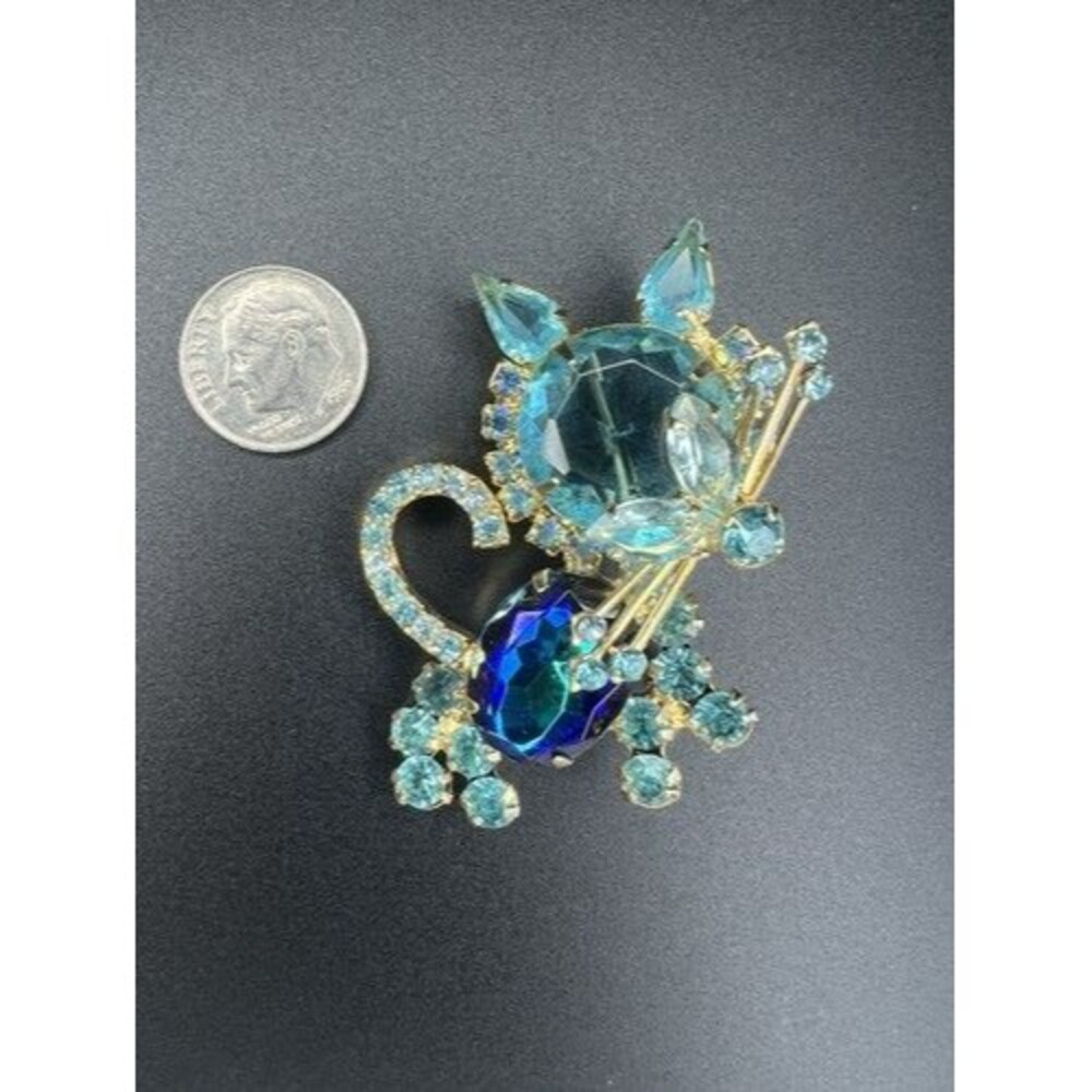 Ref No. 533 Vintage Verified Juliana D&E Cat Brooch - Aqua & Peacock Watermelon